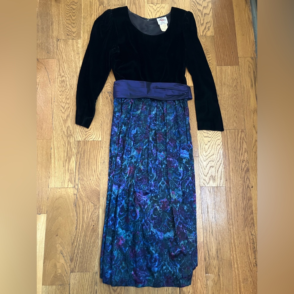 Vintage Lang Originals Formal Maxi Dress Velvet Top Size 10 Belted Floral Blue